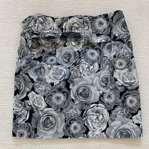 Floral Black and Gray Women's Skirt mini ASOS US 2